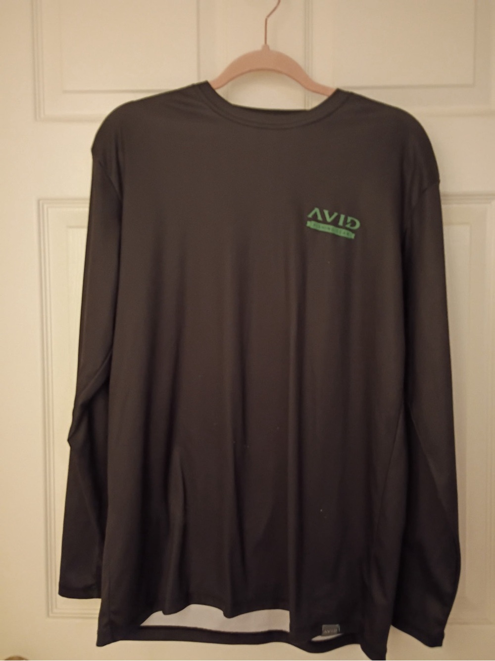 AVID Men's Long-Sleeve Performance Tee — Black with Green Logo